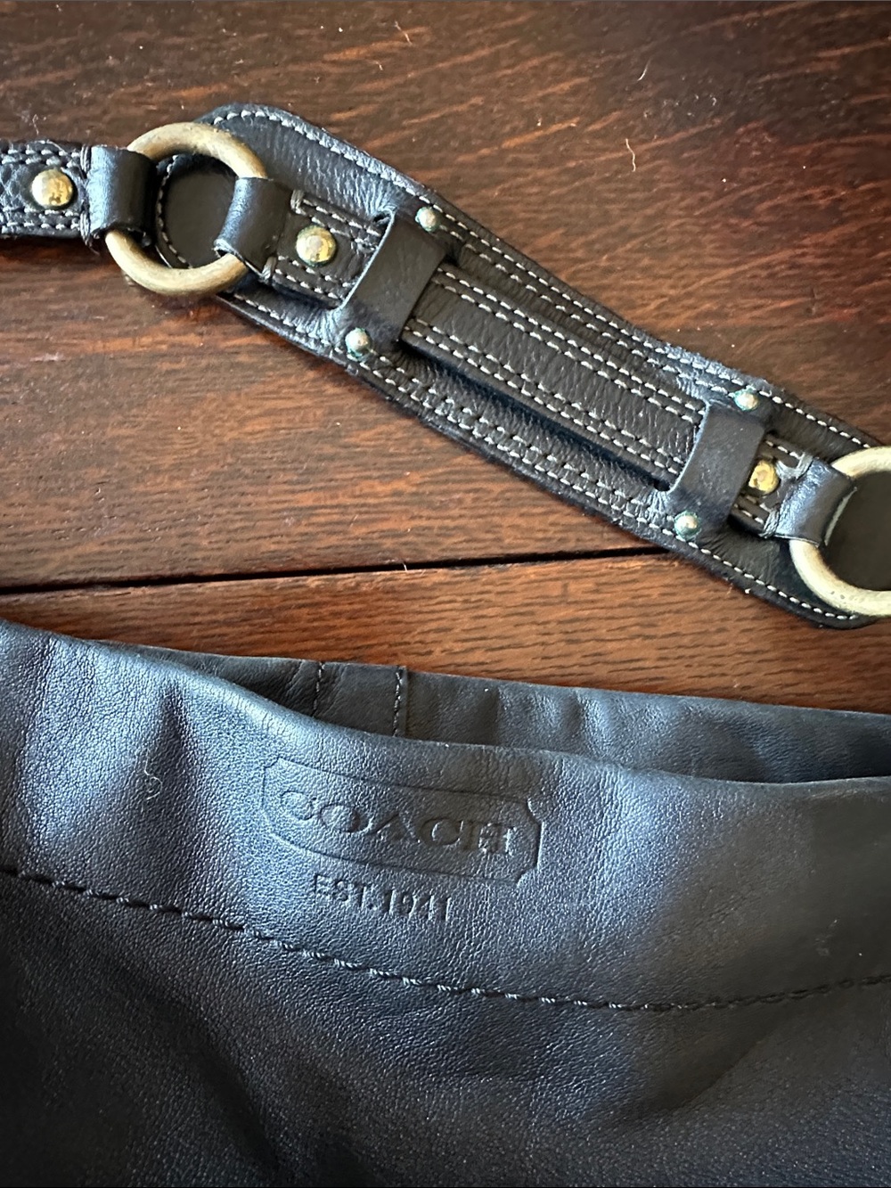 Coach CARLY Black Leather Hobo with lots of cool Brass Hardware. Elegant luxury - Picture 4 of 16